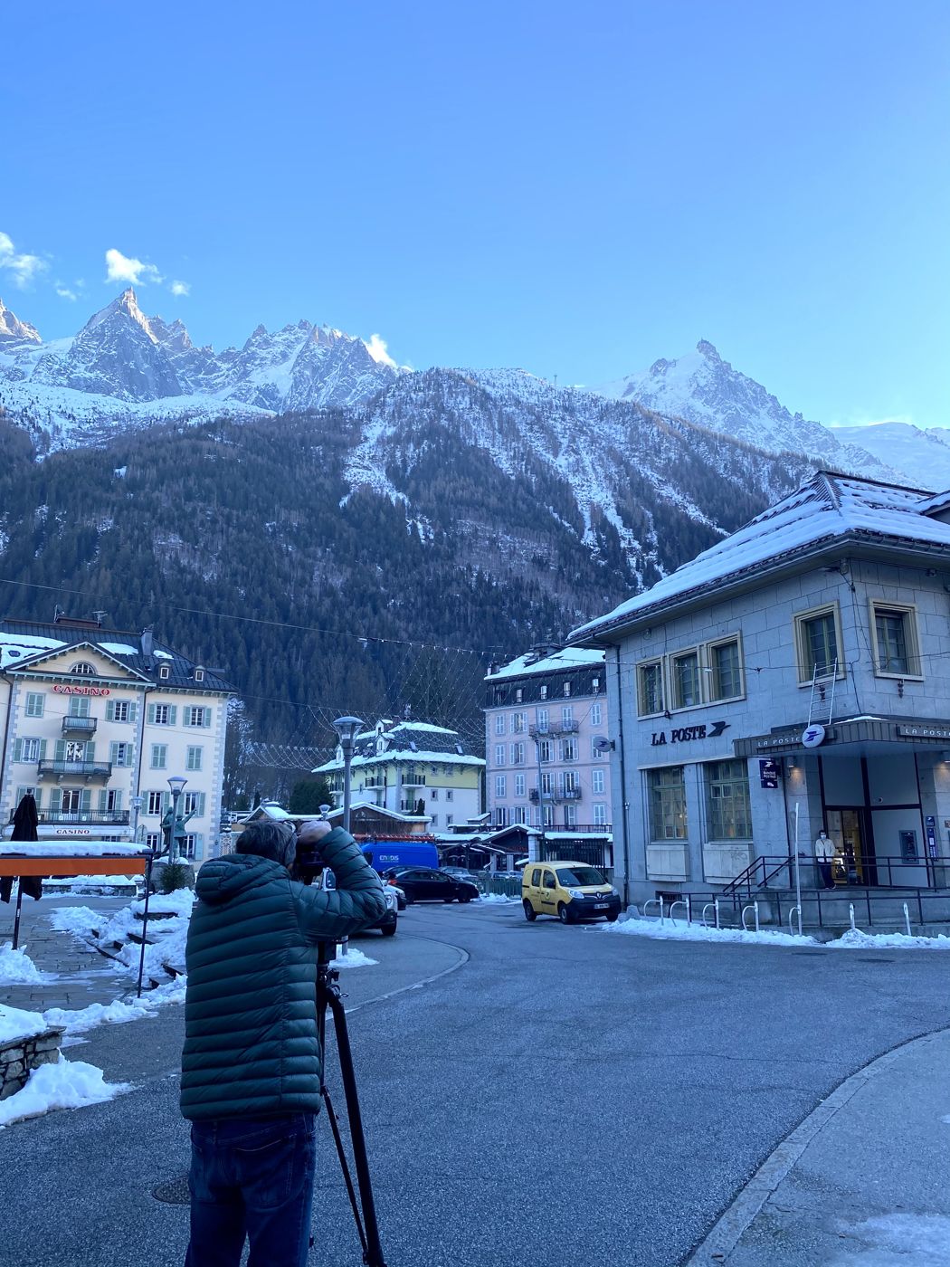 Prise de vue en extérieur à Chamonix, face aux sommets